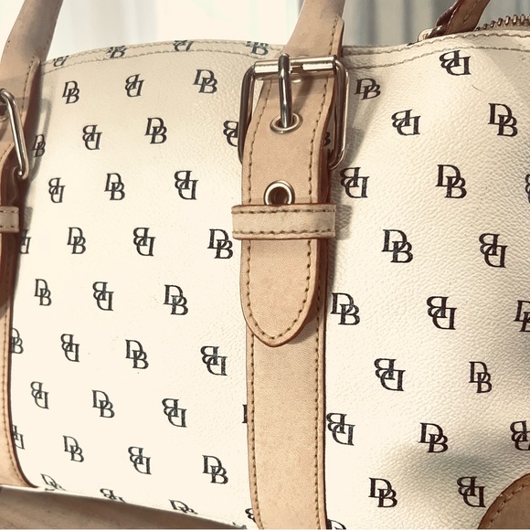 Dooney & Bourke Signature Canvas Leather Shoulder Bag Good Condition - Picture 3 of 16